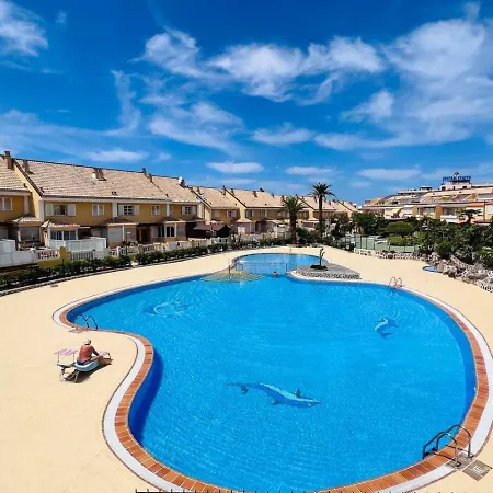 Americas Pool & Private Patio 7 شقة